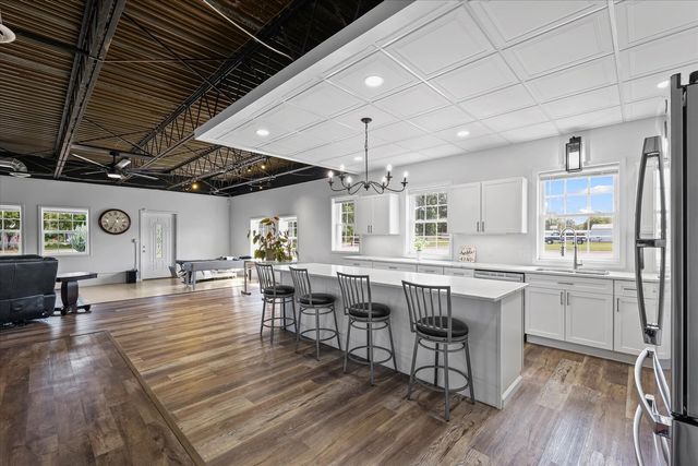 176 S Henning Road, Danville, IL 61832