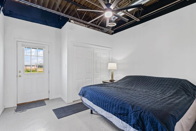 176 S Henning Road, Danville, IL 61832