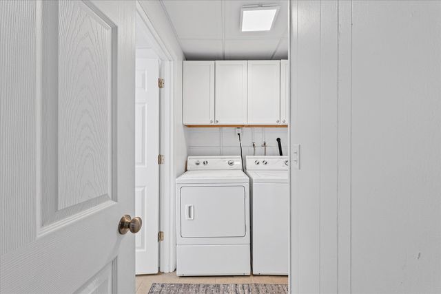 176 S Henning Road, Danville, IL 61832