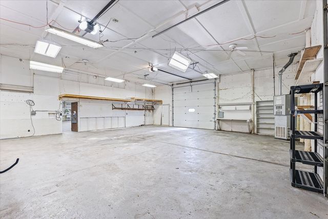 176 S Henning Road, Danville, IL 61832