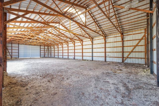 176 S Henning Road, Danville, IL 61832