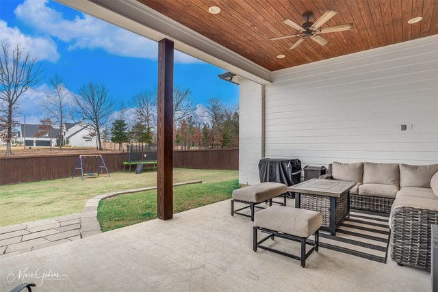 10946 Whispering Path Drive, Shreveport, LA 71106