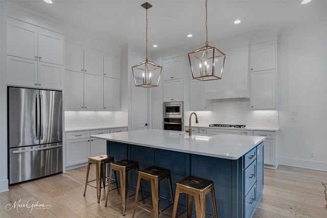 10946 Whispering Path Drive, Shreveport, LA 71106