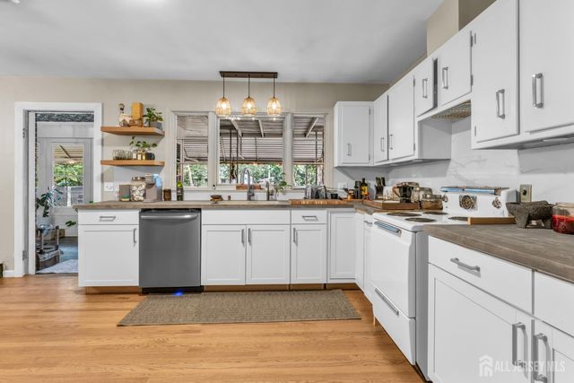 1233 Englishtown Road, Old Bridge, NJ 08857