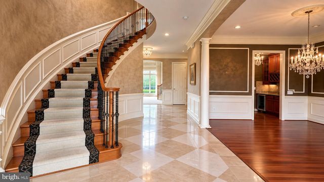 12600 HILL CREEK LN, Potomac, MD 20854