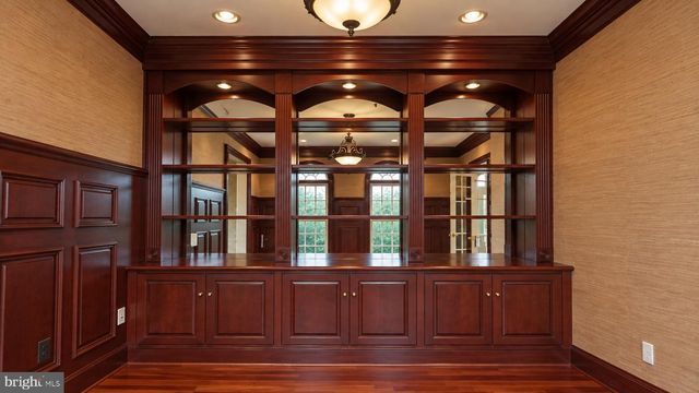 12600 HILL CREEK LN, Potomac, MD 20854