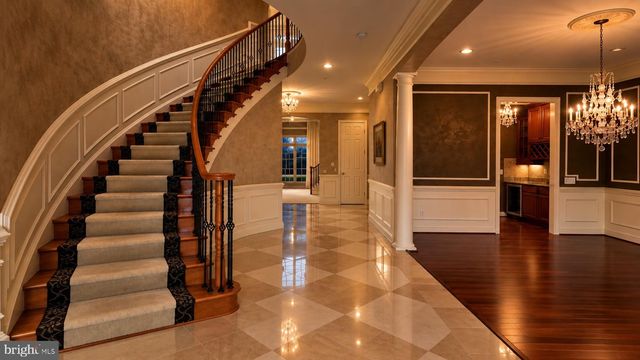 12600 HILL CREEK LN, Potomac, MD 20854