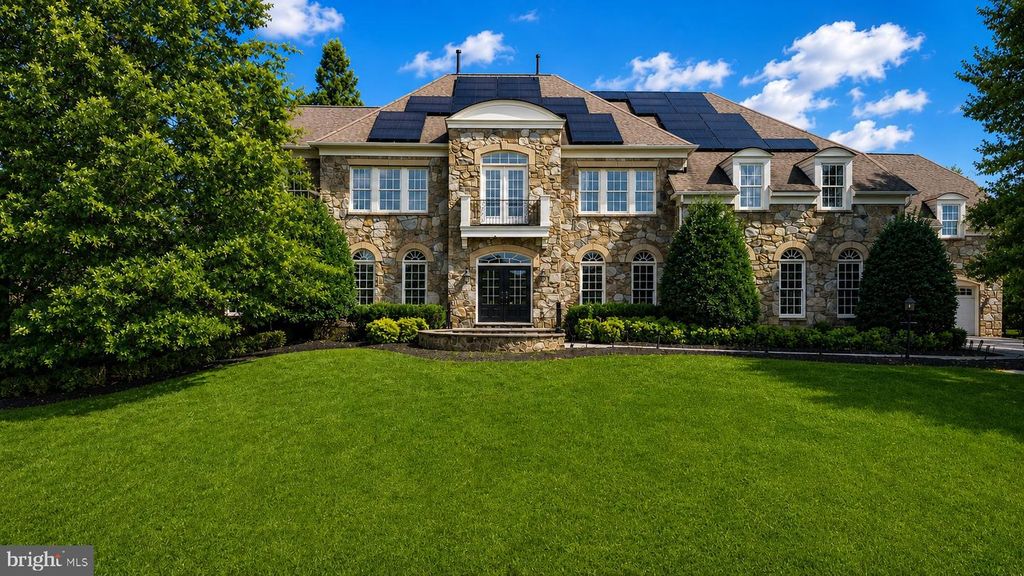 12600 HILL CREEK LN, Potomac, MD 20854