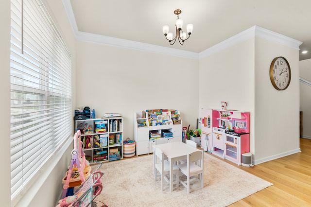 348 Geneva Ln, Columbia, TN 38401