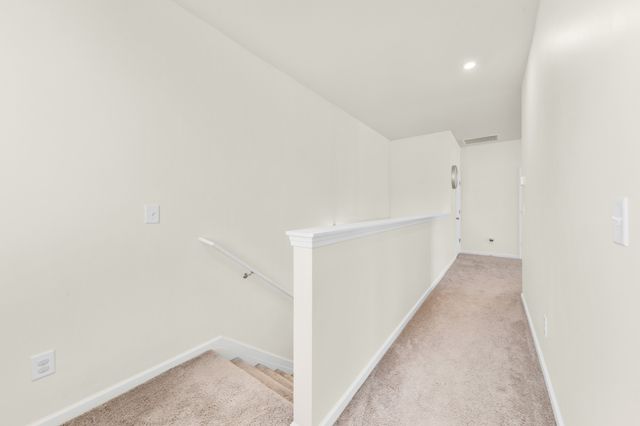 348 Geneva Ln, Columbia, TN 38401