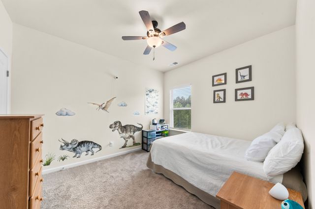 348 Geneva Ln, Columbia, TN 38401
