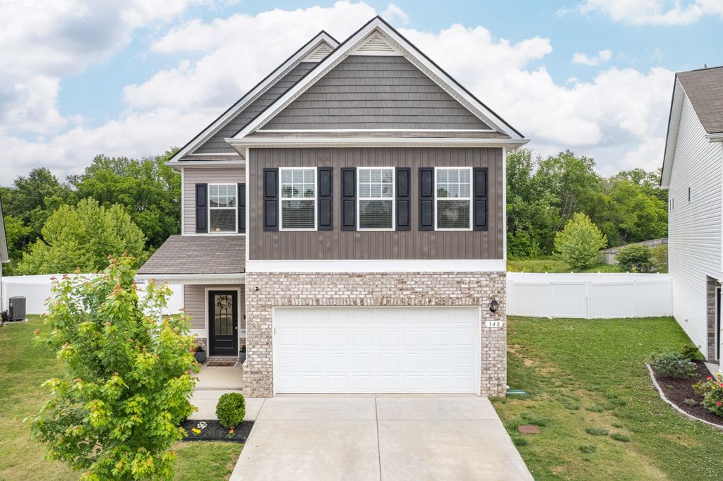 348 Geneva Ln, Columbia, TN 38401