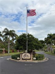 12 Vista Gardens Trail 101, Vero Beach, FL 32962