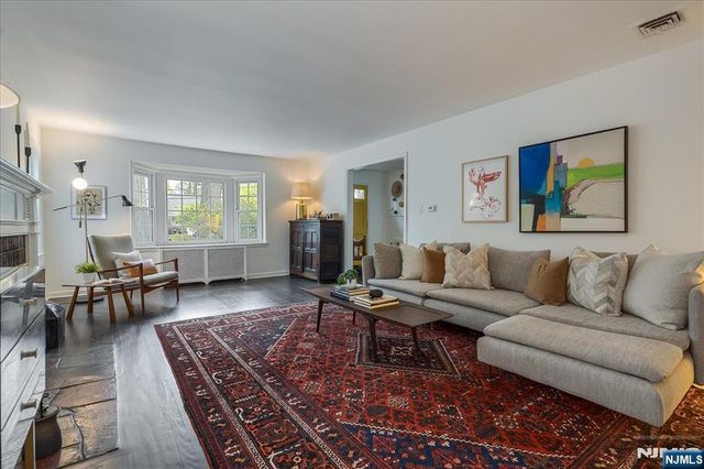 8-10 Lessing Road, West Orange, NJ 07052