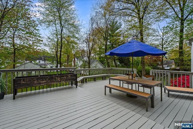 8-10 Lessing Road, West Orange, NJ 07052