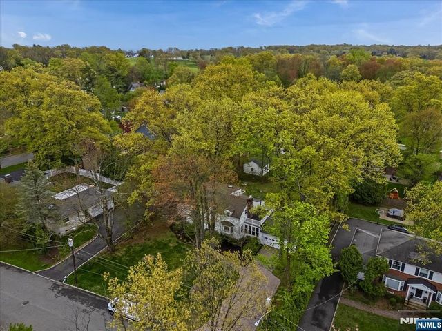 8-10 Lessing Road, West Orange, NJ 07052
