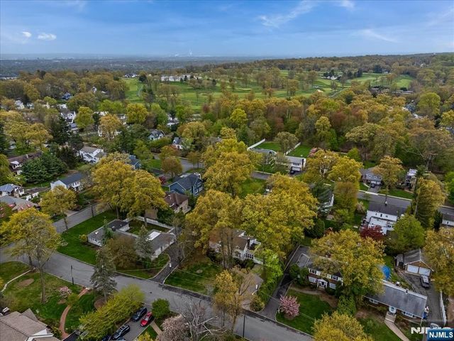 8-10 Lessing Road, West Orange, NJ 07052