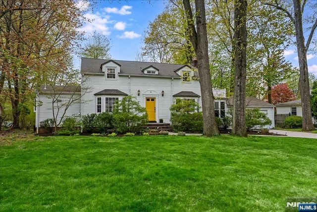 8-10 Lessing Road, West Orange, NJ 07052