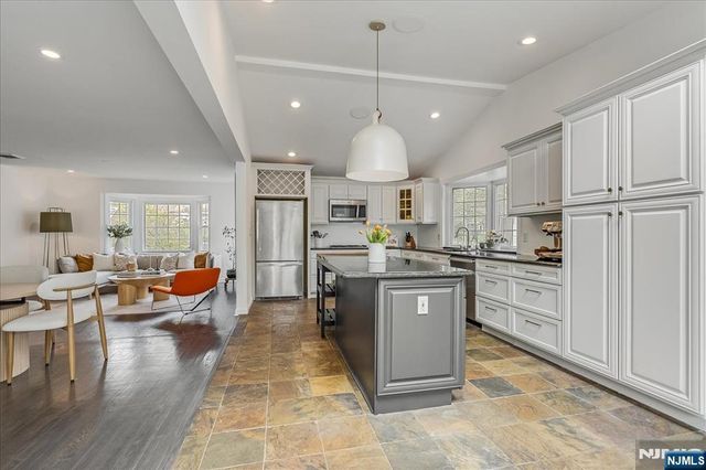 8-10 Lessing Road, West Orange, NJ 07052