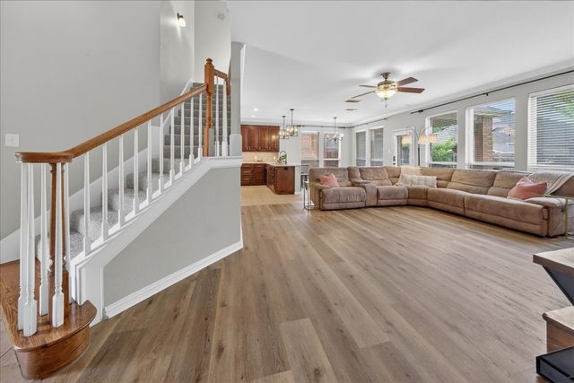 925 Ascension Drive, Hurst, TX 76053