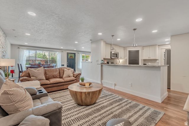 1380 E 330 S, Provo, UT 84606