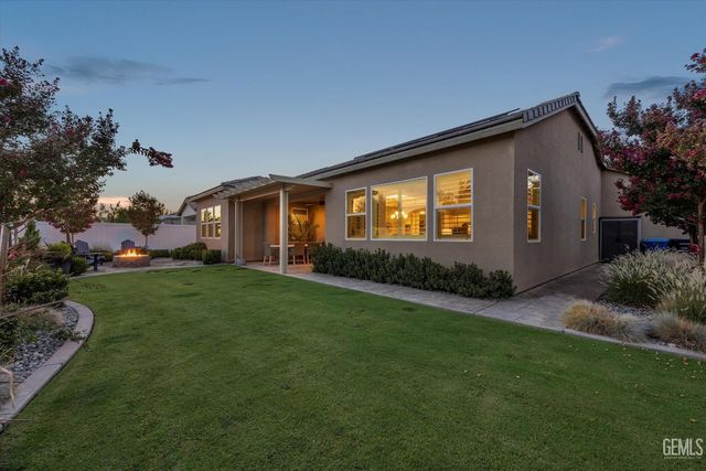 14309 Harborough Drive, Bakersfield, CA 93311
