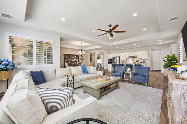 14309 Harborough Drive, Bakersfield, CA 93311