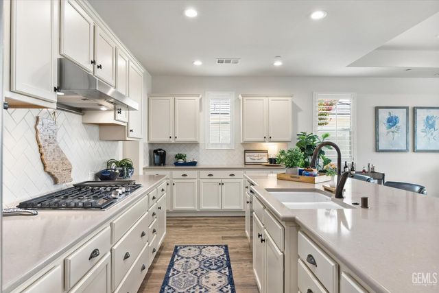 14309 Harborough Drive, Bakersfield, CA 93311