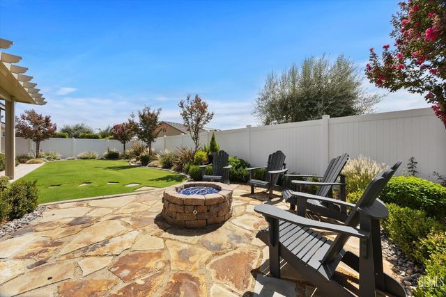 14309 Harborough Drive, Bakersfield, CA 93311