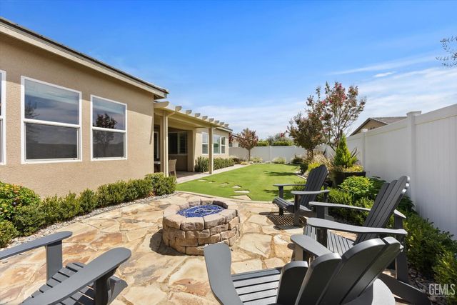 14309 Harborough Drive, Bakersfield, CA 93311