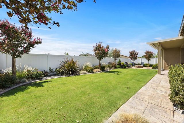 14309 Harborough Drive, Bakersfield, CA 93311