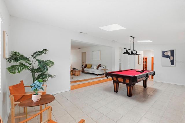 2035 NW 12TH ROAD, Gainesville, FL 32605