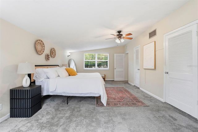 2035 NW 12TH ROAD, Gainesville, FL 32605