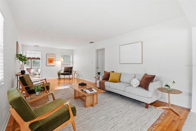 2035 NW 12TH ROAD, Gainesville, FL 32605