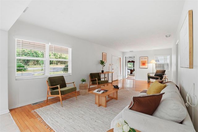 2035 NW 12TH ROAD, Gainesville, FL 32605