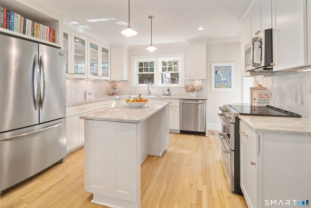 3 Abbey Road, Darien, CT 06820