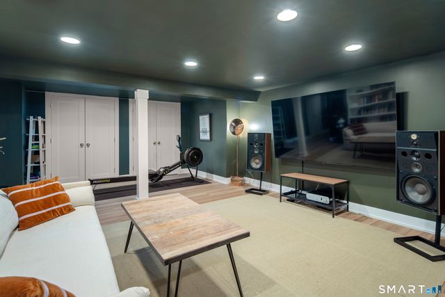 3 Abbey Road, Darien, CT 06820