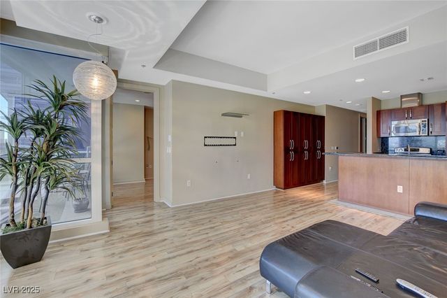 4525 Dean Martin Drive 905, Las Vegas, NV 89103