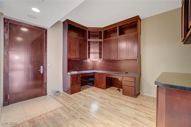 4525 Dean Martin Drive 905, Las Vegas, NV 89103