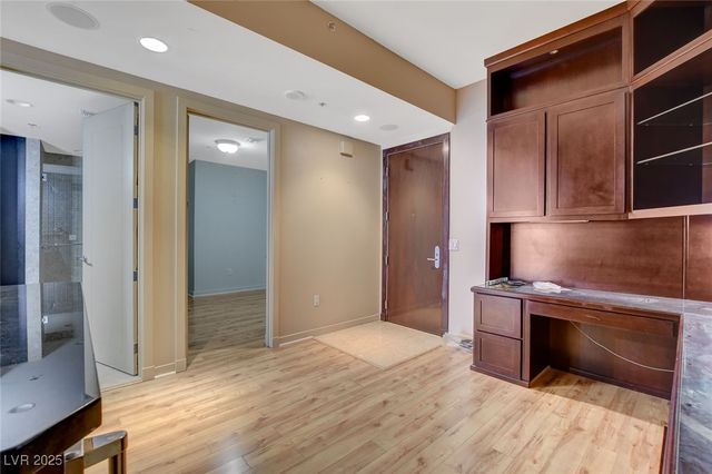 4525 Dean Martin Drive 905, Las Vegas, NV 89103