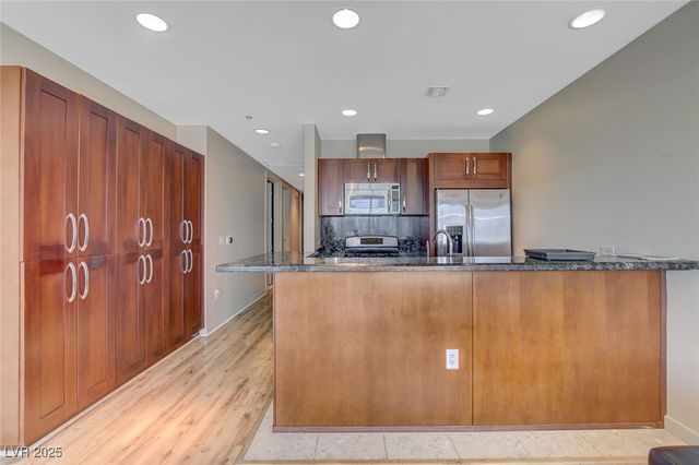 4525 Dean Martin Drive 905, Las Vegas, NV 89103