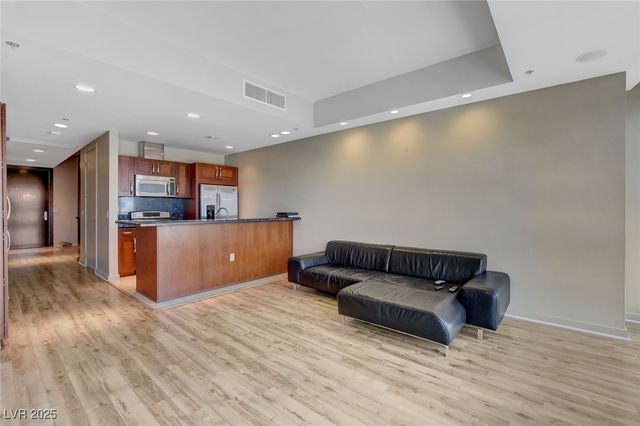 4525 Dean Martin Drive 905, Las Vegas, NV 89103