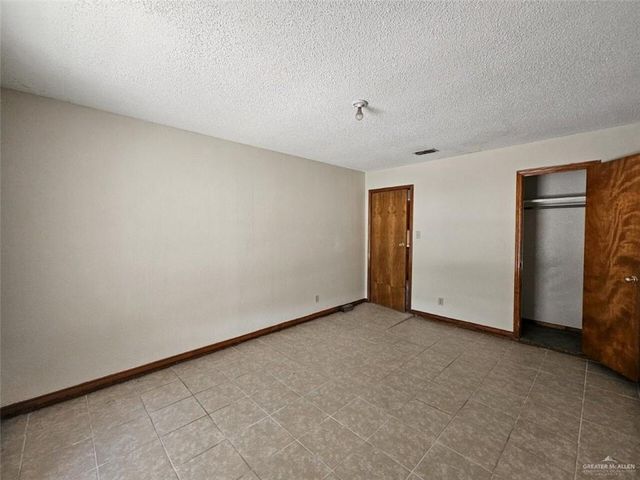 7706 N Jasman Road, Edinburg, TX 78542