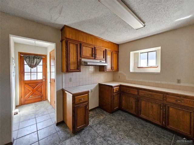 7706 N Jasman Road, Edinburg, TX 78542