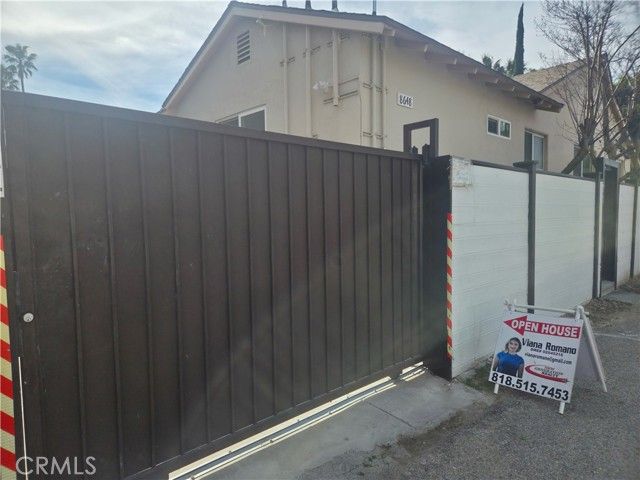 8648 Corbin, Northridge (los Angeles), CA 91324