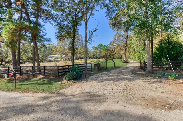 000 Koenig Lane, Conroe, TX 77384