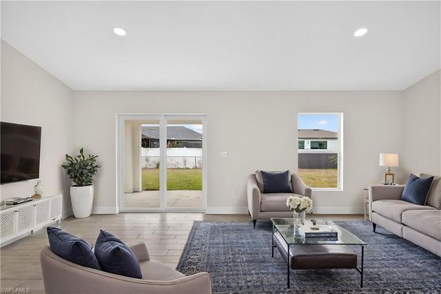 1410 NW 13th TER, Cape Coral, FL 33993