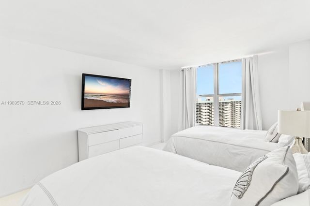 3800 S Ocean Dr 1815, Hollywood, FL 33019