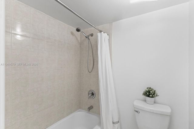 3800 S Ocean Dr 1815, Hollywood, FL 33019