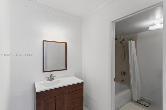 3800 S Ocean Dr 1815, Hollywood, FL 33019